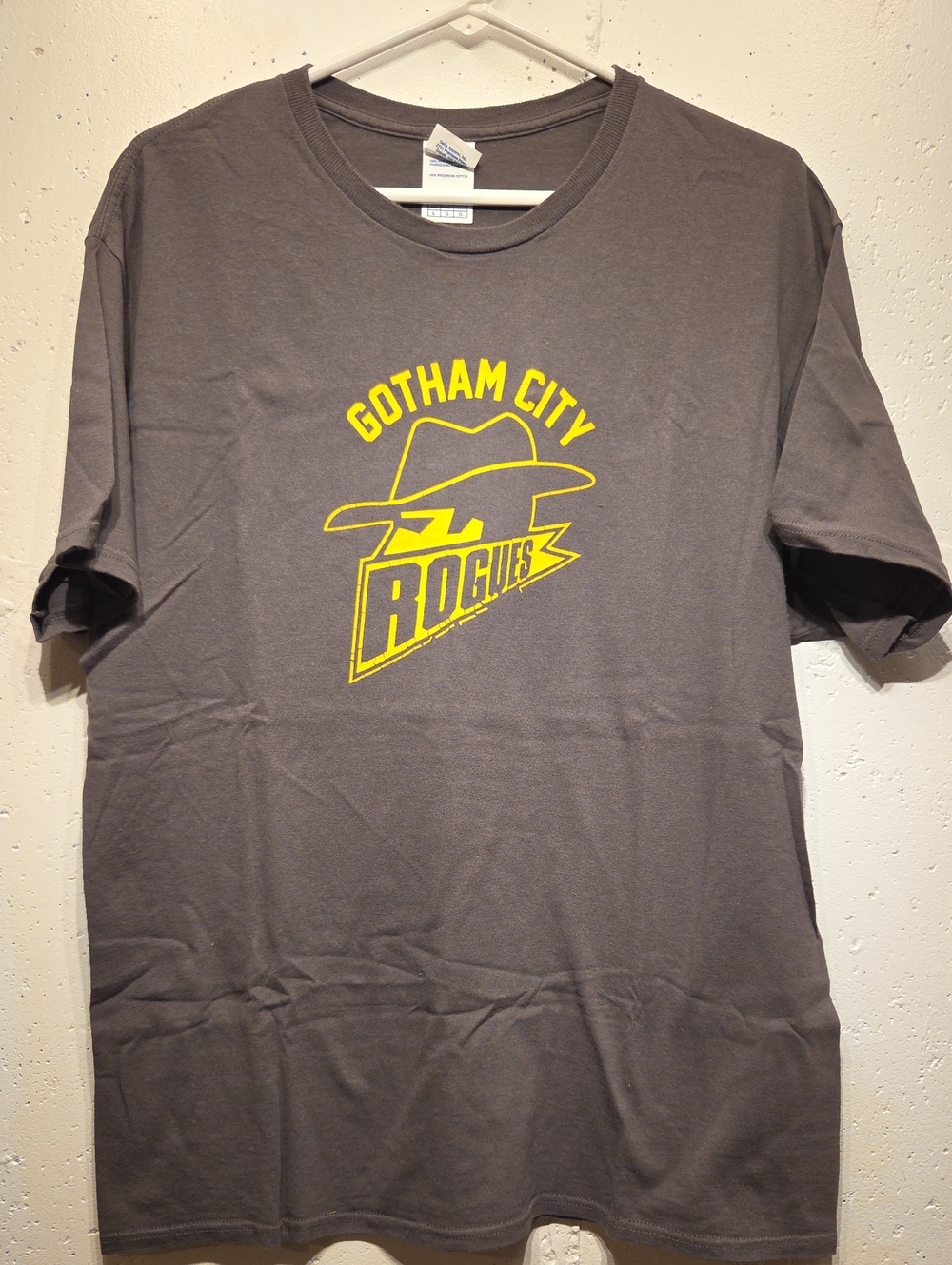 Gotham City Rogues Charcoal Gray T-Shirt (Large)